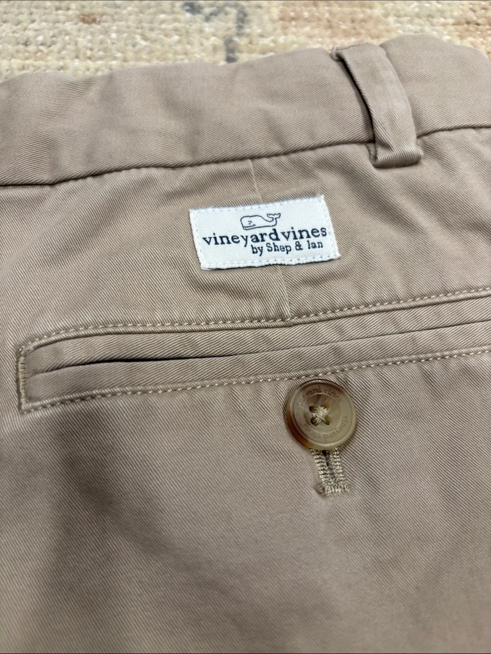 Vineyard Vines kid Chinos in Taupe Beige